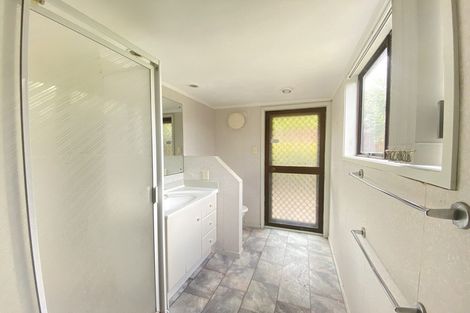 Photo of property in 36 Cromdale Avenue, Highland Park, Auckland, 2010