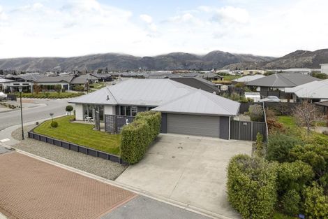 Photo of property in 7 Olds Crescent, Cromwell, 9310