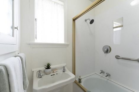Photo of property in 14 Greenhurst Street, Sockburn, Christchurch, 8042