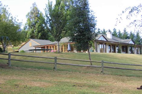 Photo of property in Terrace Garden Apartments, 6e/120 The Terrace, Wellington Central, Wellington, 6011