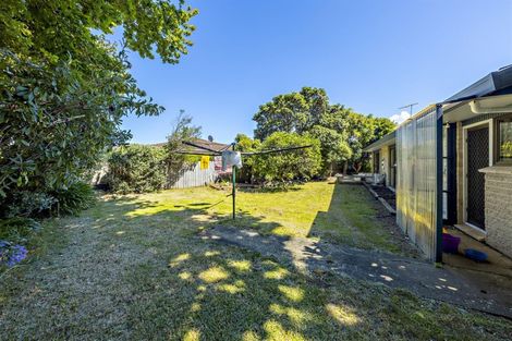 Photo of property in 6 Gibbons Road, Weymouth, Auckland, 2103