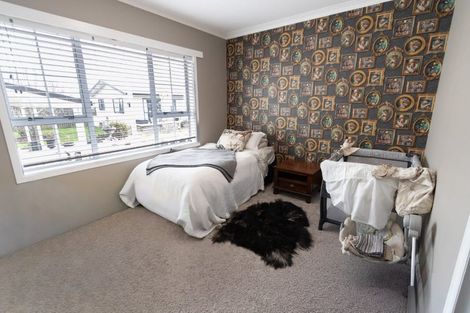 Photo of property in 229 Shakespeare Street, Leamington, Cambridge, 3432