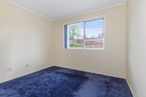 Photo of property in 37 Rosewarne Crescent, Glendene, Auckland, 0602