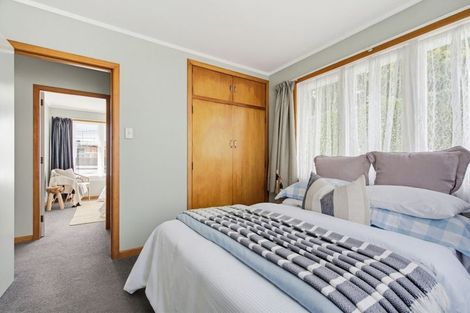 Photo of property in 4 Rathgar Road, Henderson, Auckland, 0610