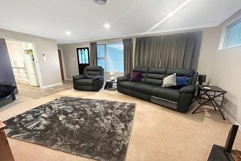 Photo of property in 19 Pirinoa Street, Feilding, 4702