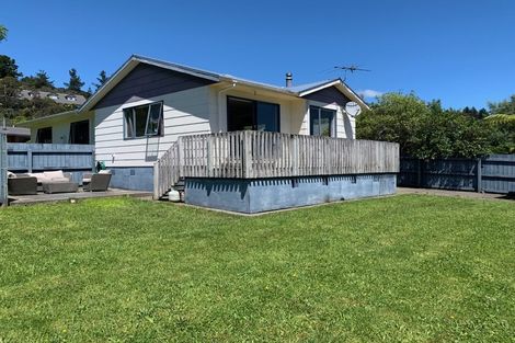 Photo of property in 1 Monarch Grove, Maoribank, Upper Hutt, 5018