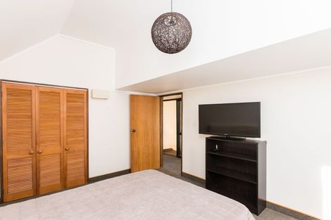 Photo of property in 1/341 College Street, West End, Palmerston North, 4410