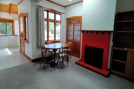 Photo of property in 112 Grafton Road, Roseneath, Wellington, 6011