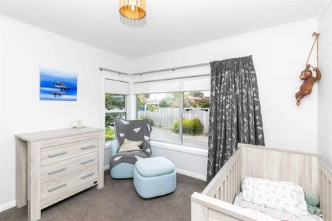 Photo of property in 16 Glen Lynne Avenue, Queenwood, Hamilton, 3210