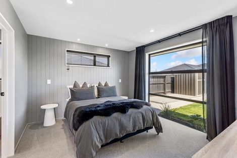 Photo of property in 5 Cousins Street, Woodend, 7691