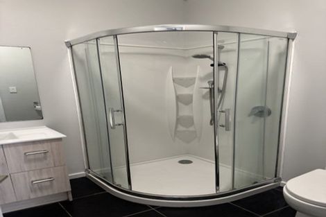 Photo of property in 90 Stokes Valley Road, Stokes Valley, Lower Hutt, 5019