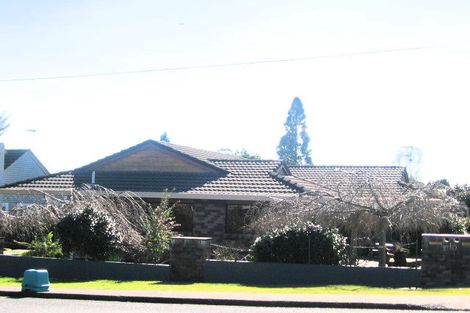 Photo of property in 1/16 Butterworth Avenue, Opaheke, Papakura, 2113