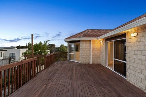 Photo of property in 20 Ascot Way, Orewa, 0931