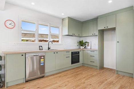 Photo of property in 25 Pandora Street, North New Brighton, Christchurch, 8083