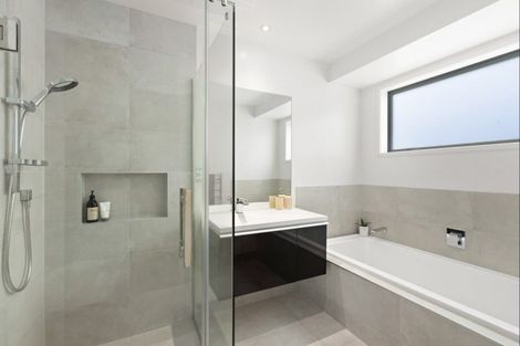 Photo of property in 36 Boocock Crescent, Orewa, 0931