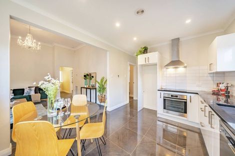 Photo of property in 22 Elizabeth Street, Petone, Lower Hutt, 5012