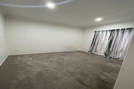 Photo of property in 34 Lime Hill Rise, Flat Bush, Auckland, 2019