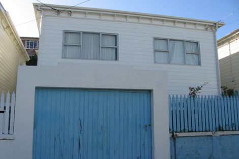 Photo of property in 21 Caroline Street, Mount Victoria, Wellington, 6011