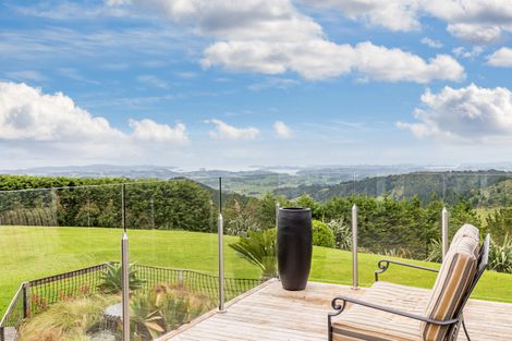 Photo of property in 185 Govan Wilson Road, Whangaripo, Warkworth, 0985