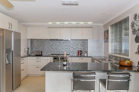 Photo of property in 185 Govan Wilson Road, Whangaripo, Warkworth, 0985