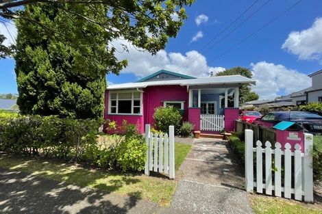 Photo of property in 32 Wairere Avenue, Mount Albert, Auckland, 1025