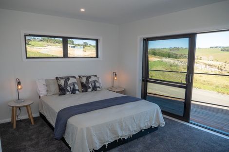 Photo of property in 14 Freyja Crescent, Coopers Beach, 0420