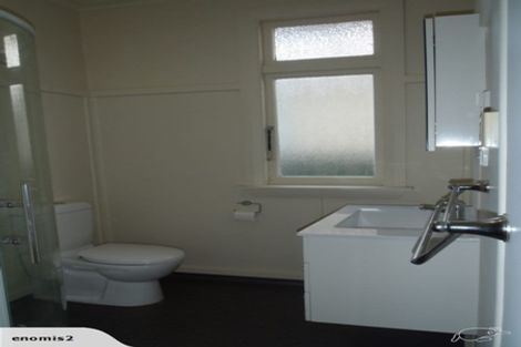 Photo of property in 1/76 Cambridge Terrace, Waterloo, Lower Hutt, 5011