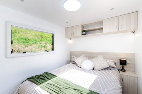 Photo of property in 22 Flaxmere Street, Waikanae Beach, Waikanae, 5036