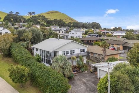 Photo of property in 95 Wallace Road, Mangere Bridge, Auckland, 2022