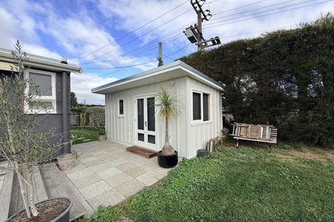 Photo of property in 95 Saint Georges Road, Karamu, Hastings, 4172
