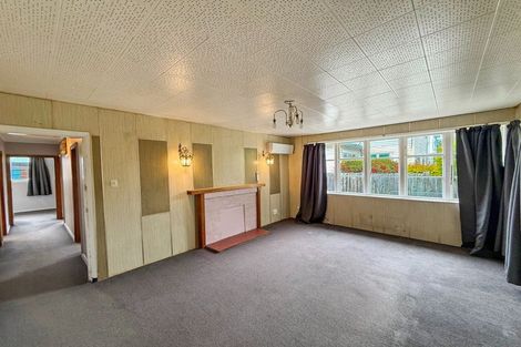 Photo of property in 15 Auburn Avenue, Upper Riccarton, Christchurch, 8041