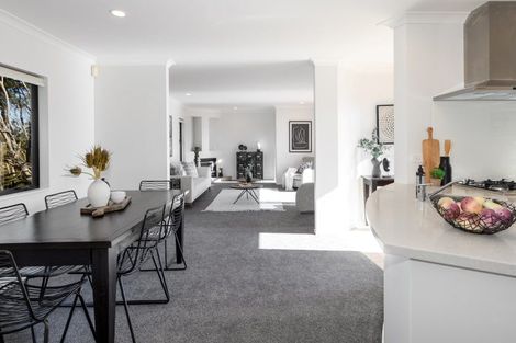 Photo of property in 5 Acklam Avenue, Otumoetai, Tauranga, 3110