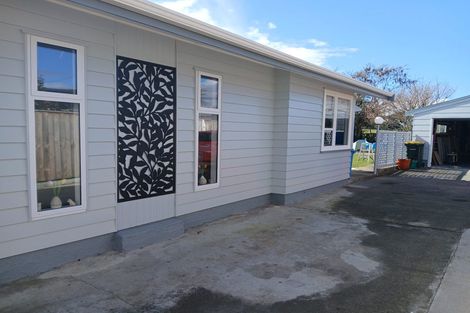 Photo of property in 7 Harlech Street, Levin, 5510