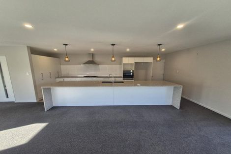 Photo of property in 10 Davaar Crescent, Broomfield, Christchurch, 8042