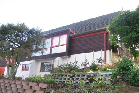 Photo of property in 3 Maungaraki Road, Korokoro, Lower Hutt, 5012
