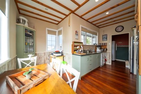 Photo of property in 30 Achilles Street, Stratford, 4332