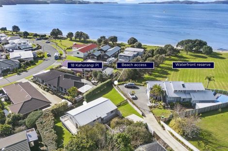 Photo of property in 18 Kahurangi Place, Snells Beach, 0920