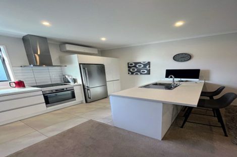 Photo of property in 66 Mapou Road, Hobsonville, Auckland, 0616