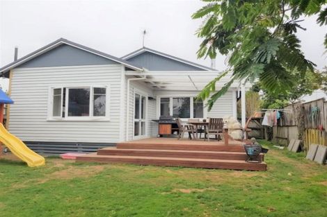 Photo of property in 313 Carrington Street, Vogeltown, New Plymouth, 4310