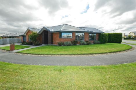 Photo of property in 6 Cyclamen Place, Aidanfield, Christchurch, 8025