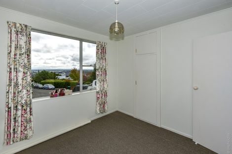 Photo of property in 2/11 Sulby Road, Cashmere, Christchurch, 8022