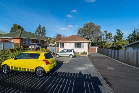 Photo of property in 10 Waldron Crescent, Green Island, Dunedin, 9018