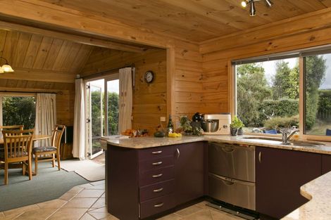 Photo of property in 2 Acacia Bay Road, Nukuhau, Taupo, 3330