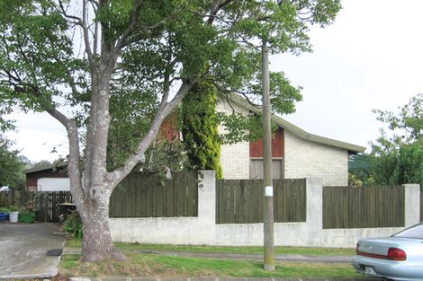 Photo of property in 20 Venus Place, Half Moon Bay, Auckland, 2012