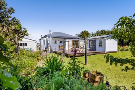 Photo of property in 53 Fox Street, Opunake, 4616