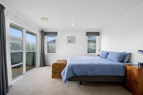 Photo of property in 10 Kaaka Street, Cambridge, 3434