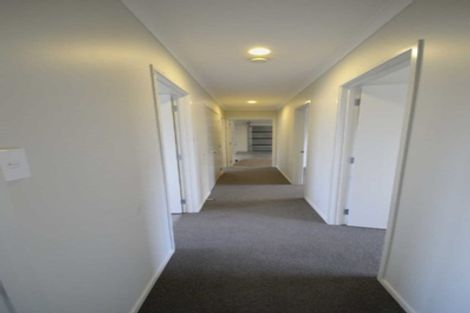 Photo of property in 60 Shillingford Boulevard, Rolleston, 7615