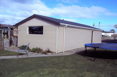 Photo of property in 4 Carlyle Street, Tuatapere, 9620