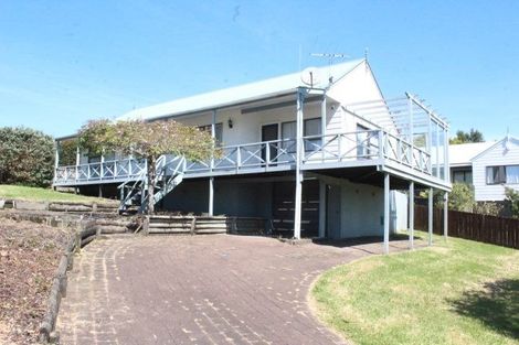 Photo of property in 30 Murvale Drive, Bucklands Beach, Auckland, 2014