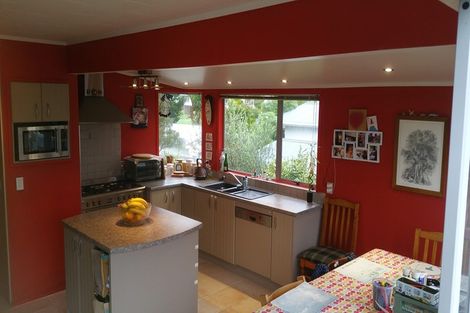 Photo of property in 28 Weranui Road, Waiwera, Orewa, 0994